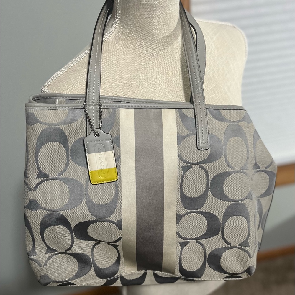 Coach Tote